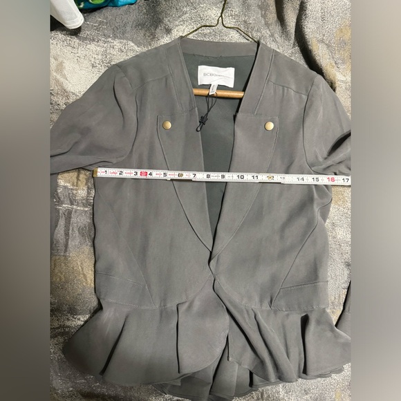 BCBGENERATION Open-Front Peplum Jacket - Picture 3 of 7